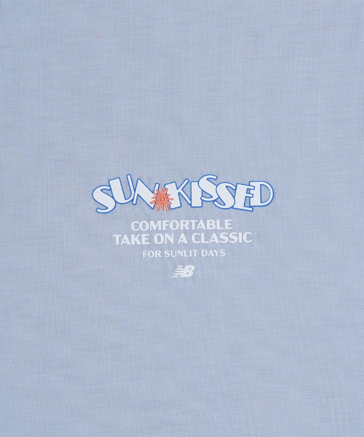 뉴발란스(NEW BALANCE) NBNEGCA023 / UNI 선 키스드 카프리 반팔티 (BLUE)