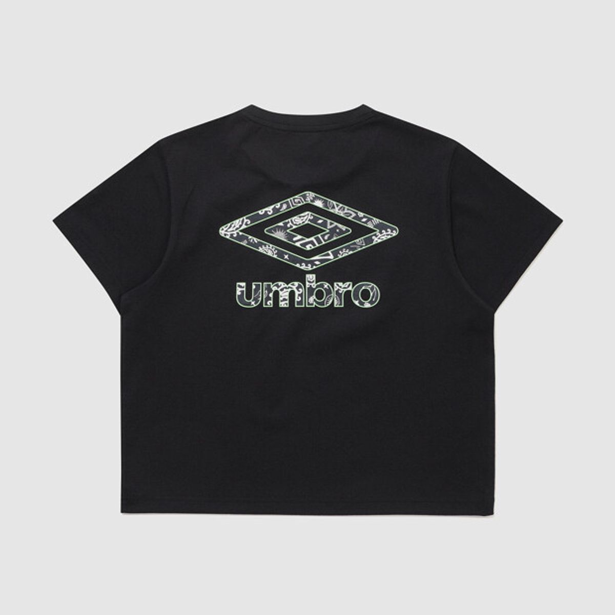 엄브로(UMBRO) [QUICK-DRY] 칠아웃 프레쉬 반팔 티셔츠 블랙 UR223CRS61