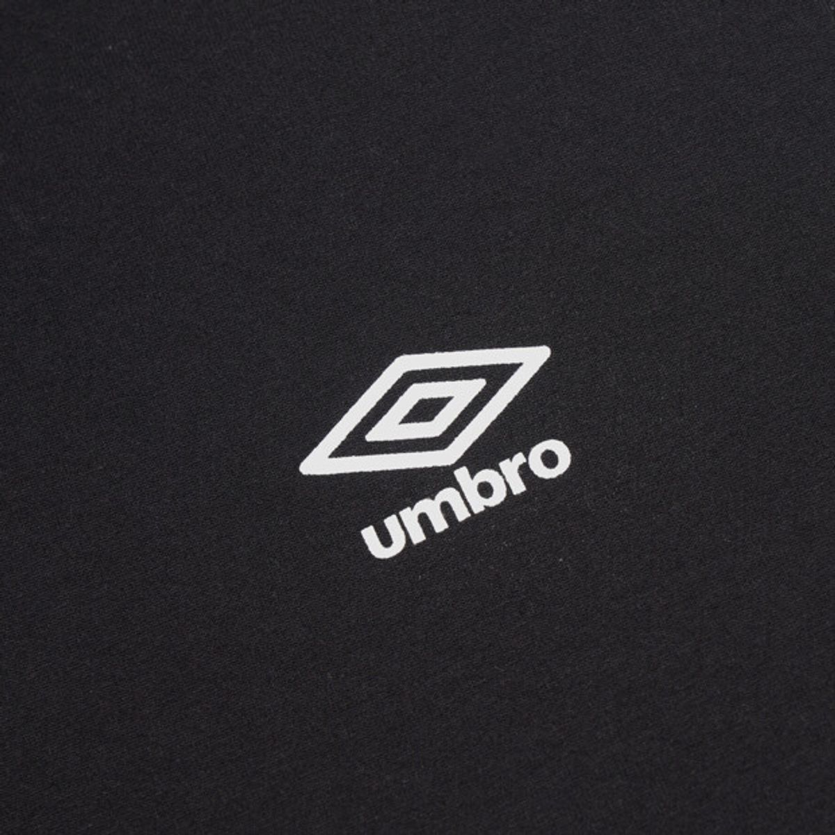 엄브로(UMBRO) [COOLING] 아이스코튼 슬리브리스 티셔츠 블랙 UR221CSL61