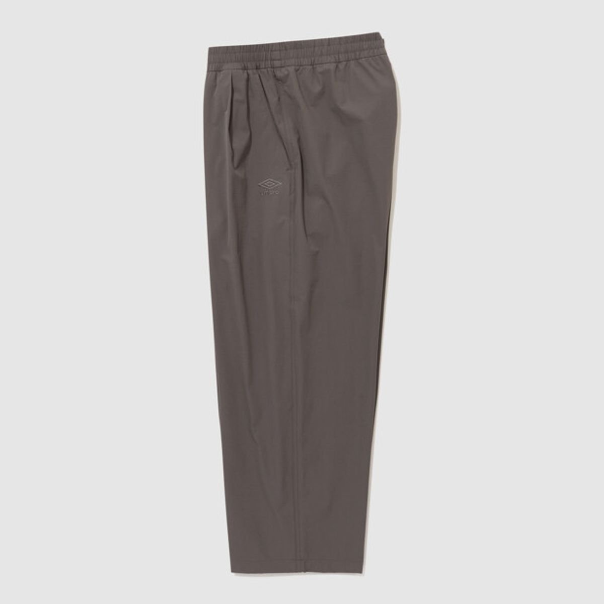 엄브로(UMBRO) [COOLING] 칠아웃 9부 크롭 팬츠 브라운 UR221CPT61