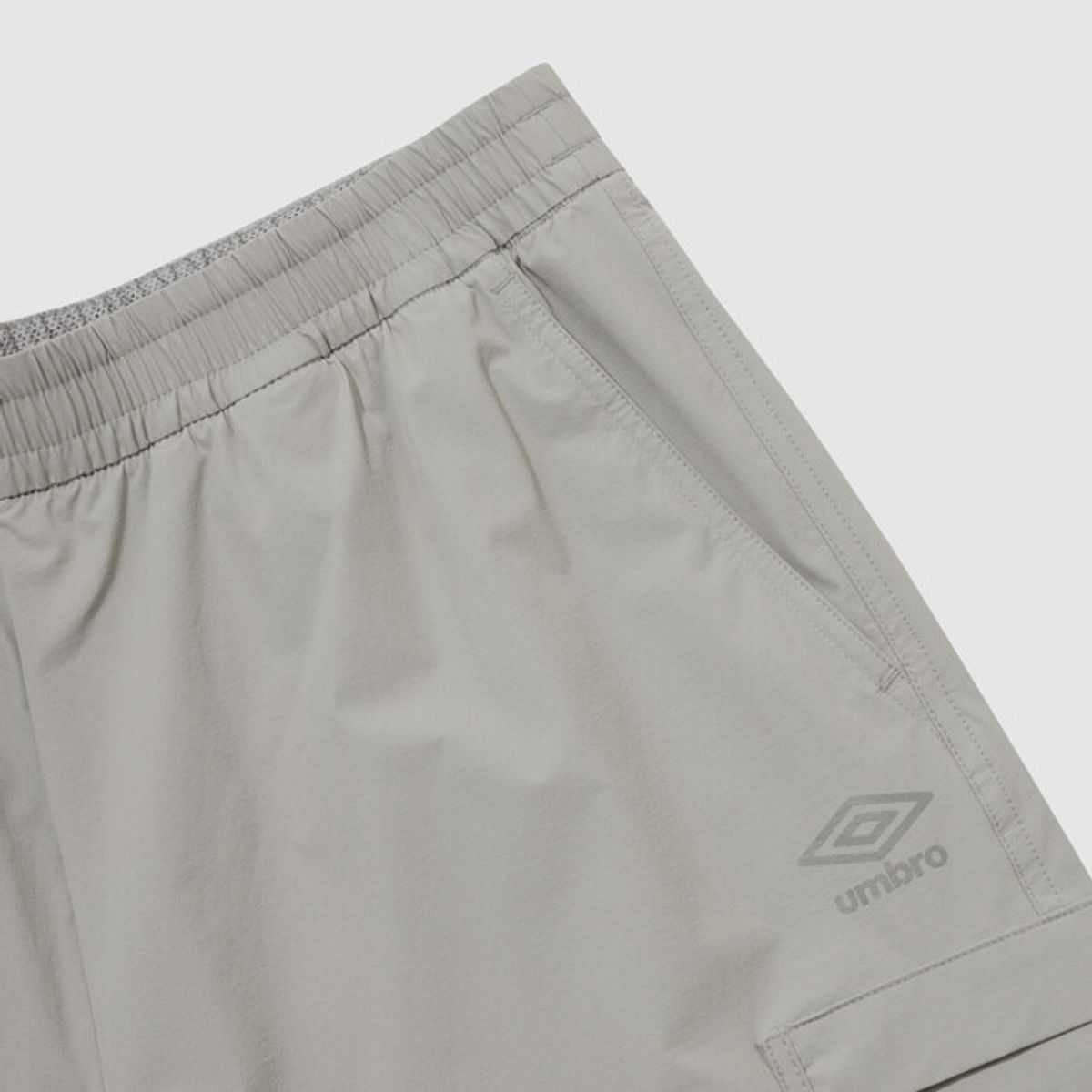 엄브로(UMBRO) [COOLING] 칠아웃 카고 5부 반바지 그레이 UR223CHP61