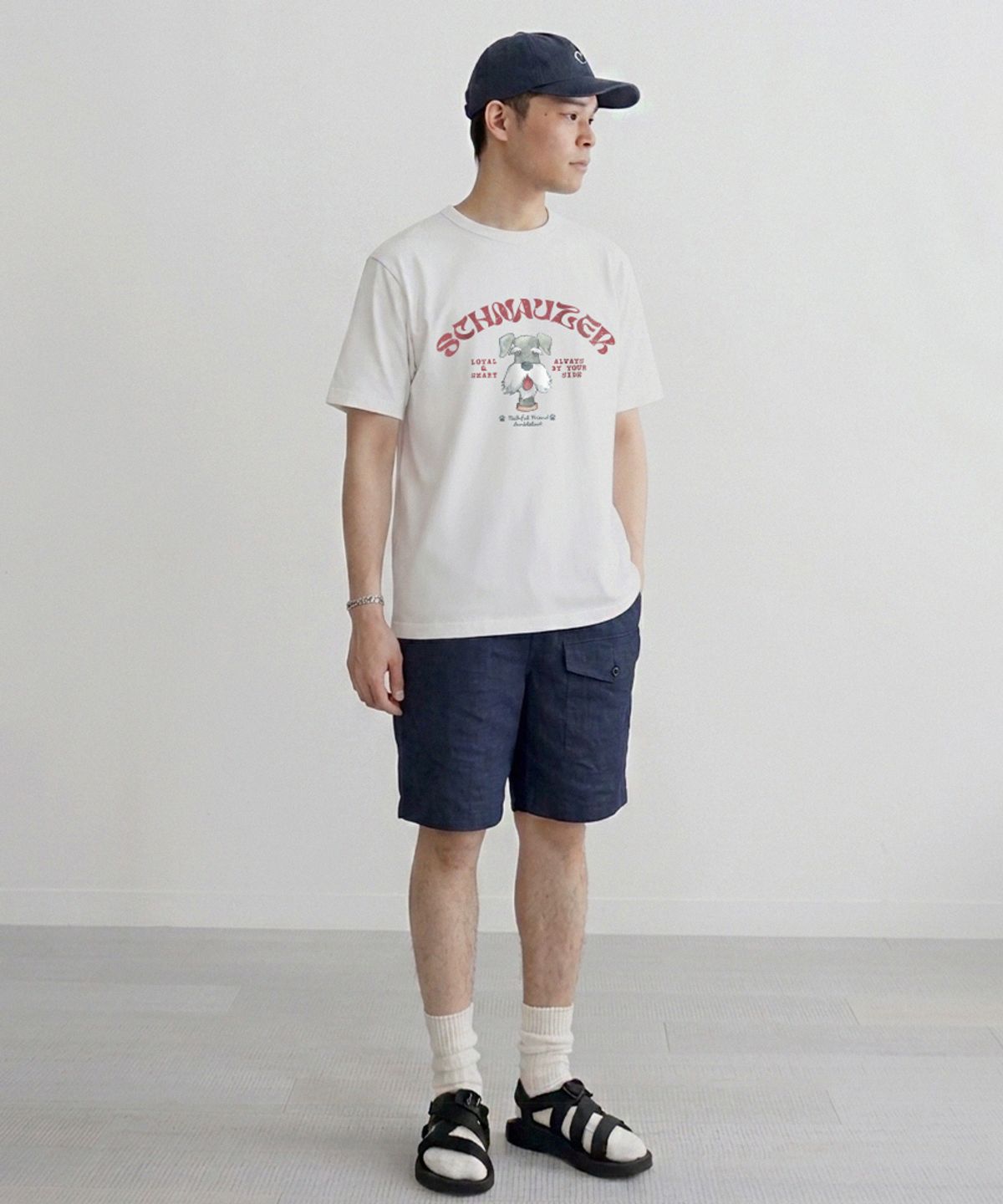 엠블룩(AMBLELOOK) 프리미엄 면스판 라운드 반팔티 흰수염도그 (3color)