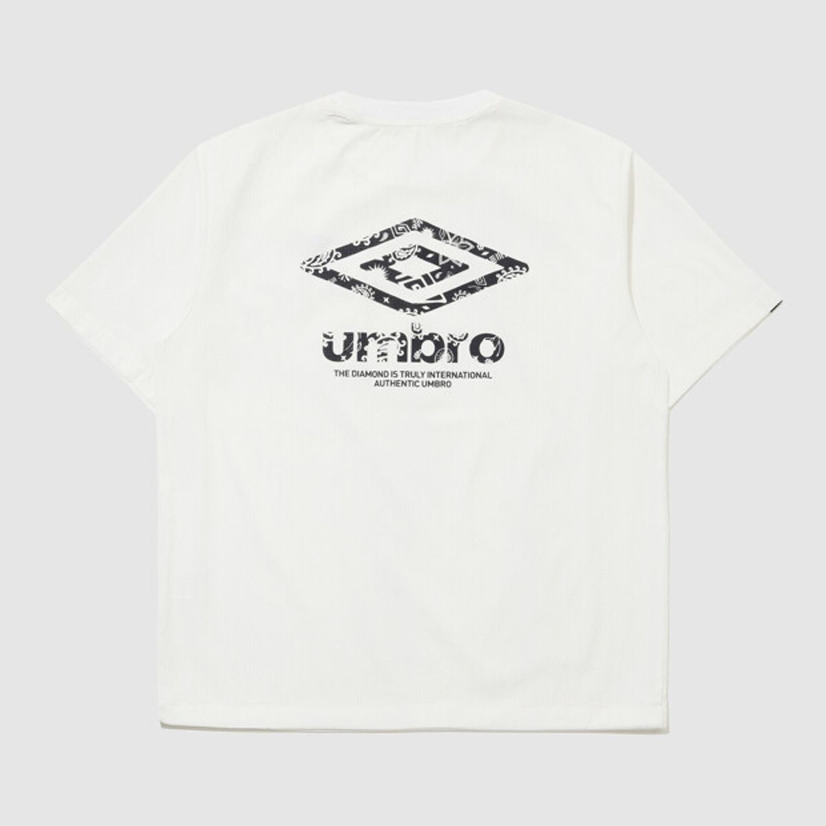 엄브로(UMBRO) 시어서커 반팔 피스테 아이보리 UR223CWT64