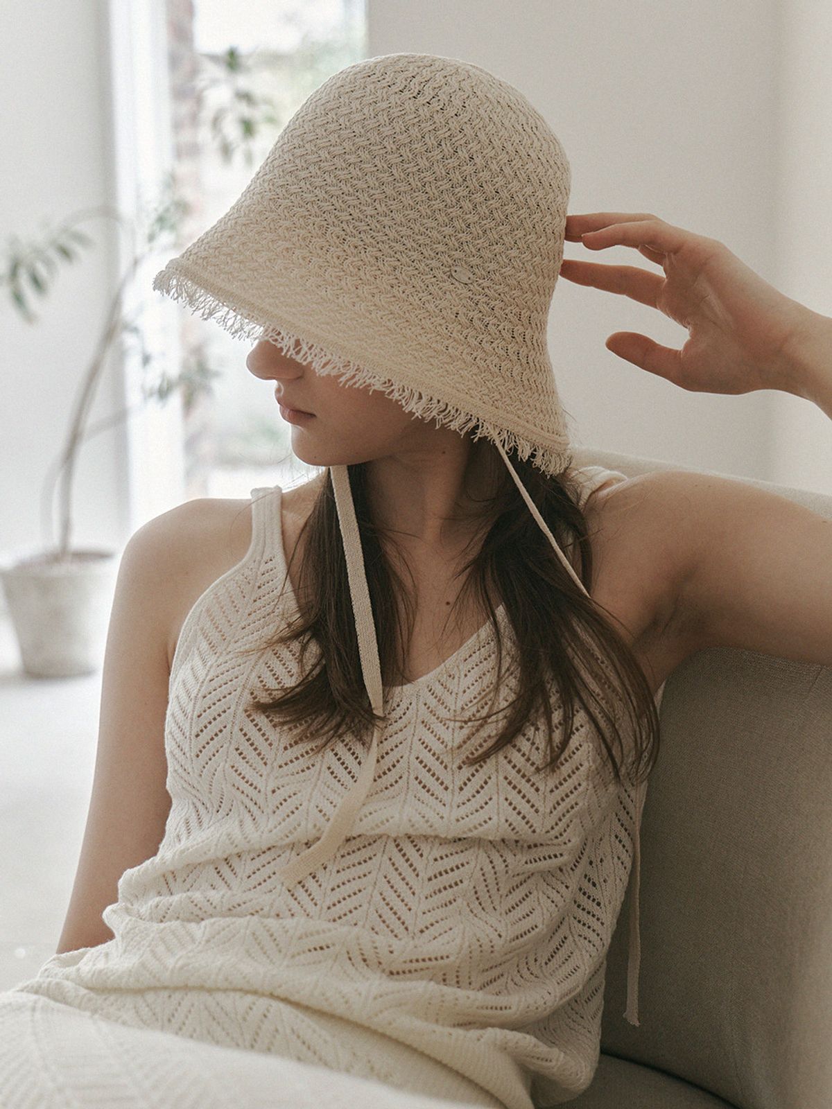 메르헨(MERCHEN) Fringe strap bucket hat_3color