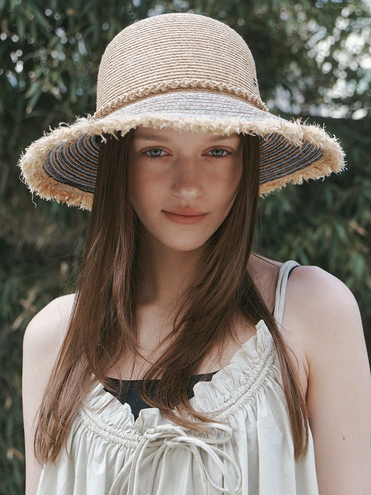 메르헨(MERCHEN) Denim raffia fringe floppy hat