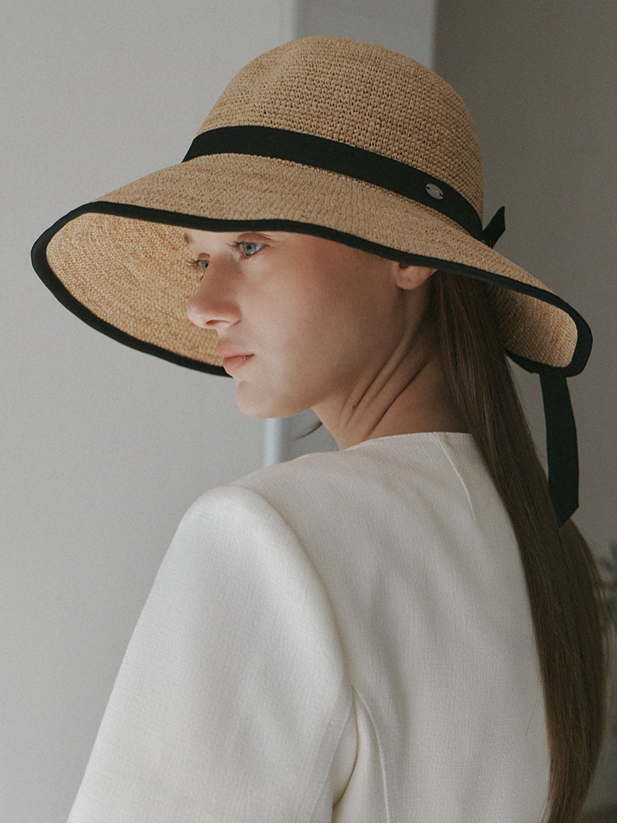 메르헨(MERCHEN) Black ribbon raffia floppy hat