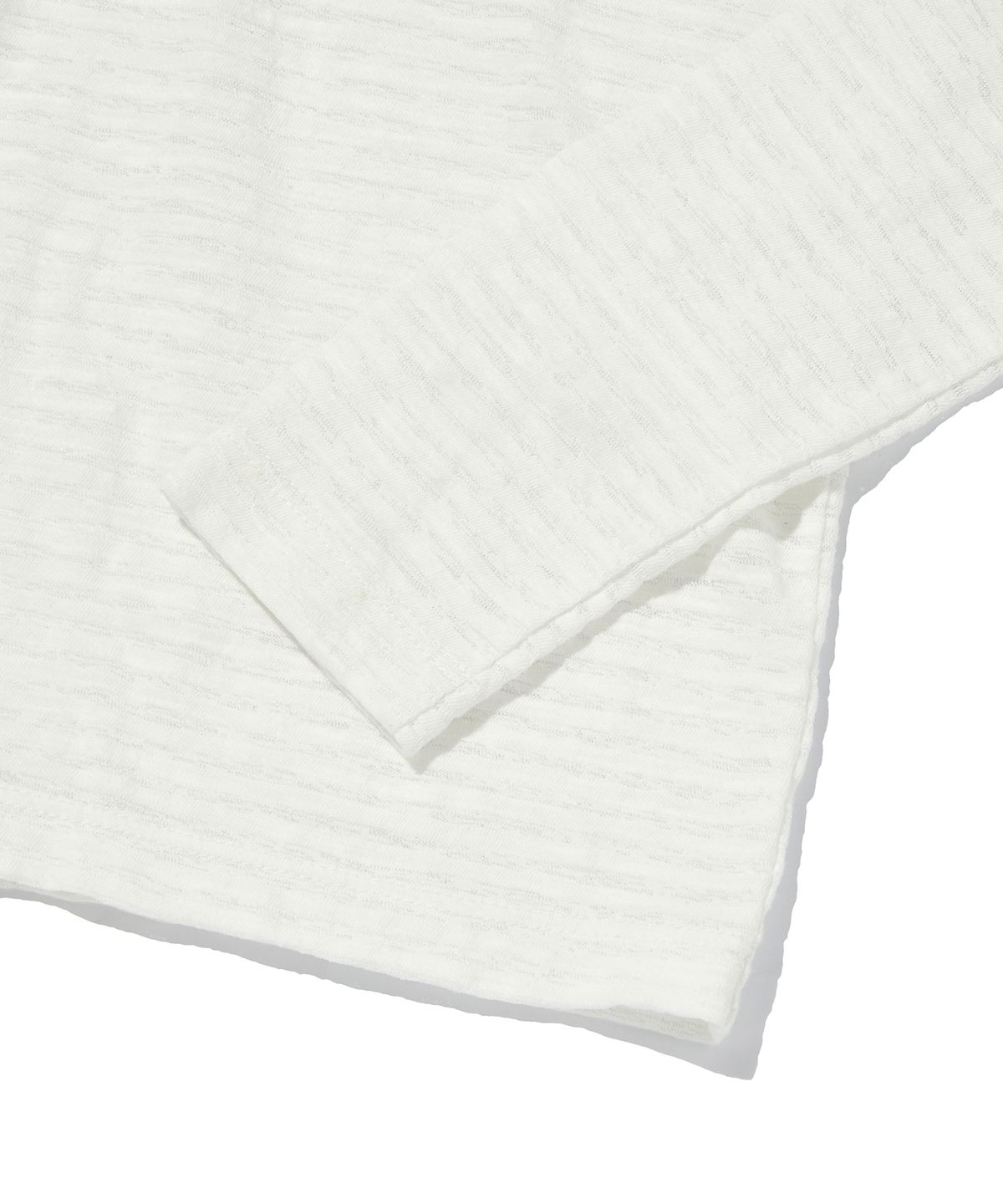 스웨이드(SUADE) SHEER SLIM HENLEY NECK [WHITE]