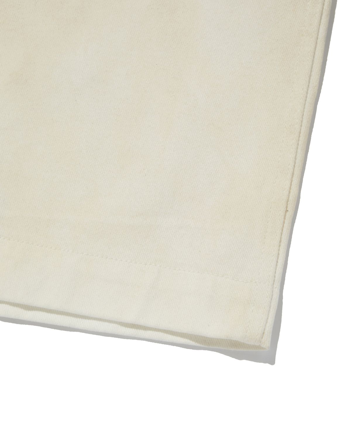 스웨이드(SUADE) WRINKLE WASHED SHORTS [WHITE]
