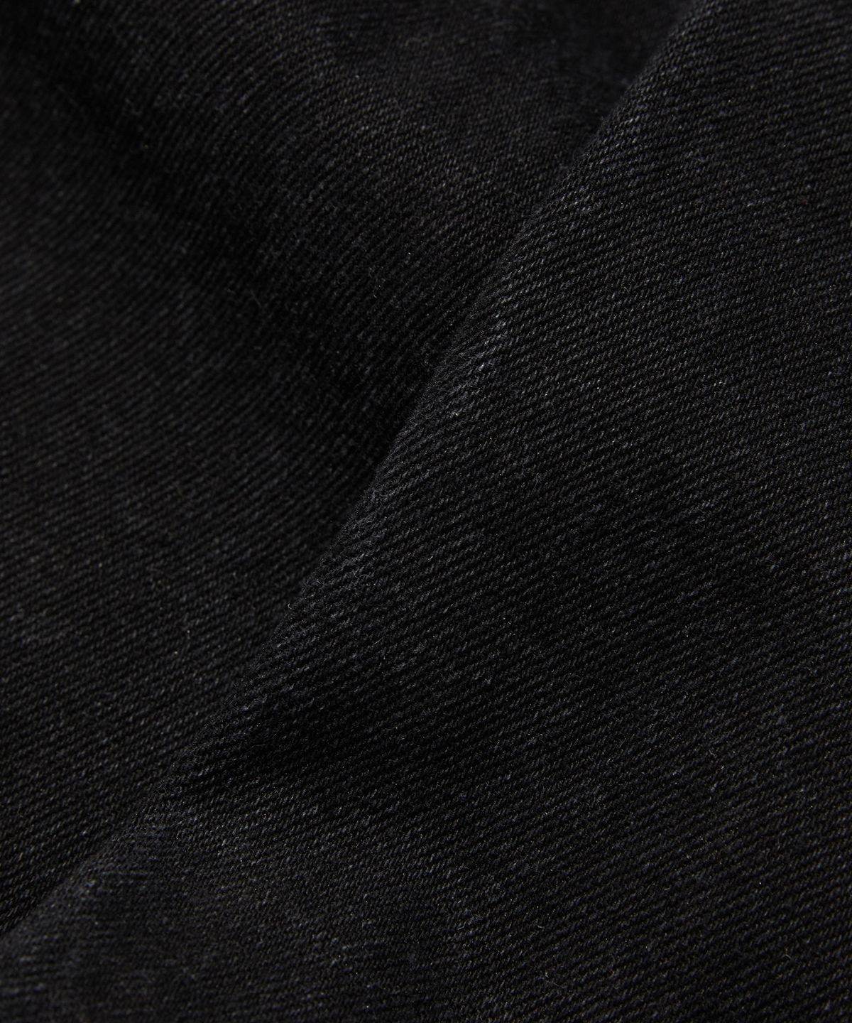 스웨이드(SUADE) REGULAR STRAIGHT DENIM [BLACK]