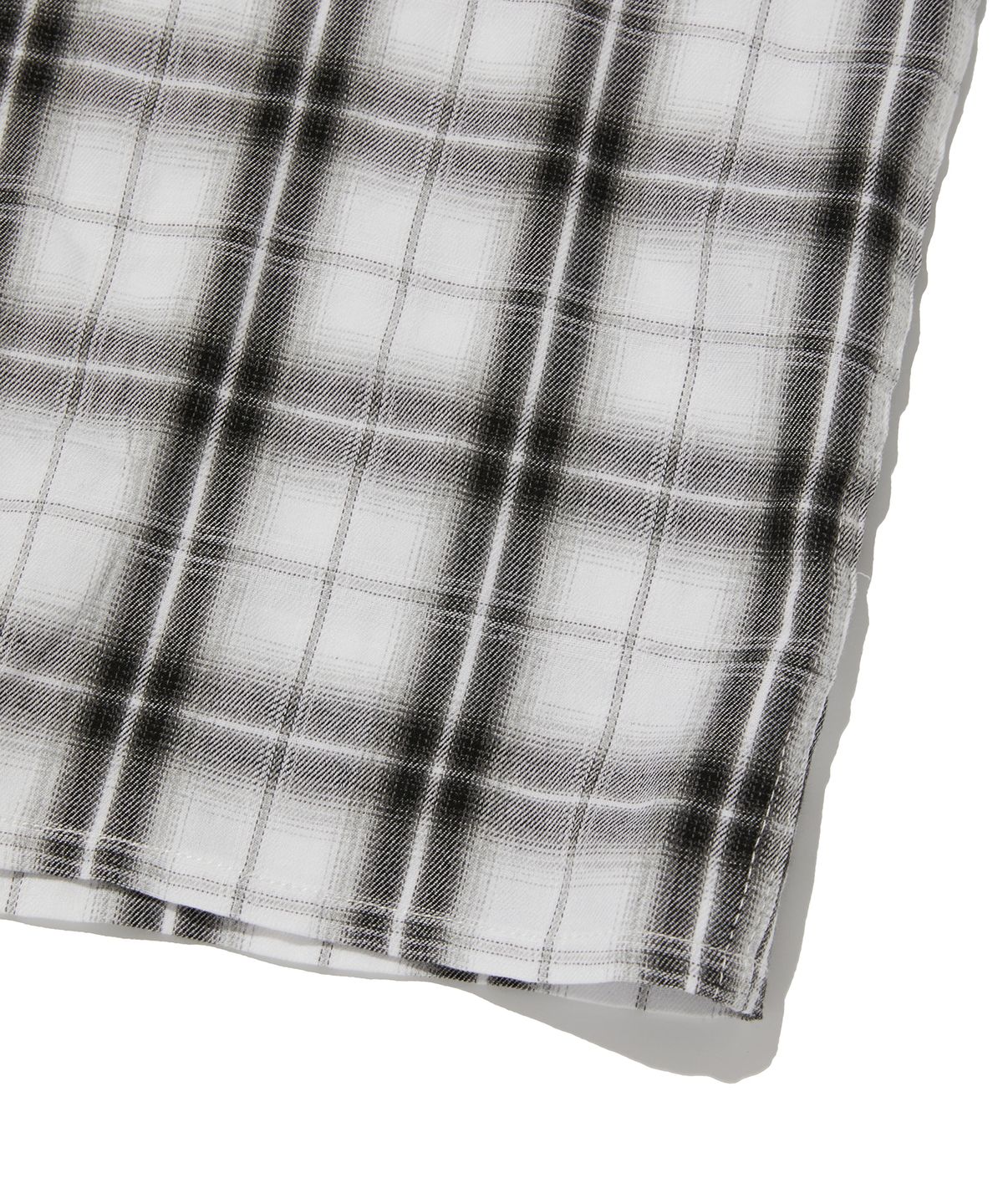 스웨이드(SUADE) CHECK SHORT SLEEVE SHIRT [WHITE]