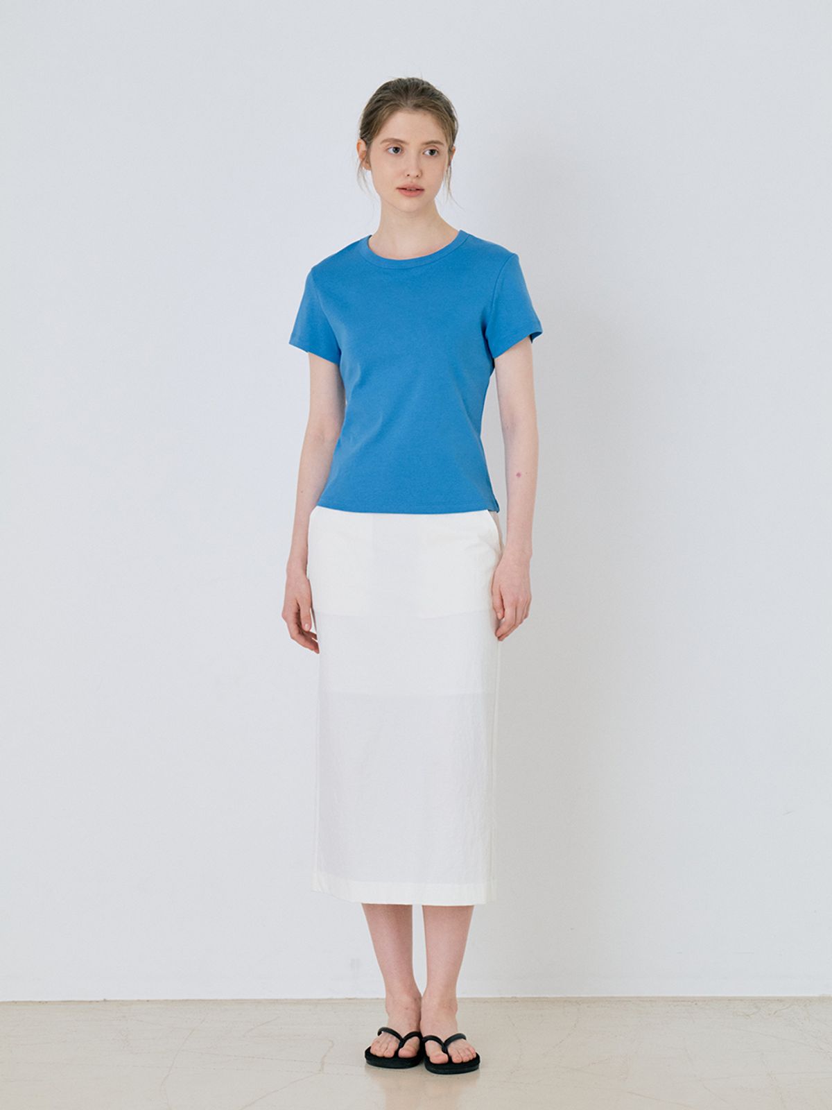 르세지엠(LESEIZEME) Classic Nylon Pencil Midi Skirt - Ivory