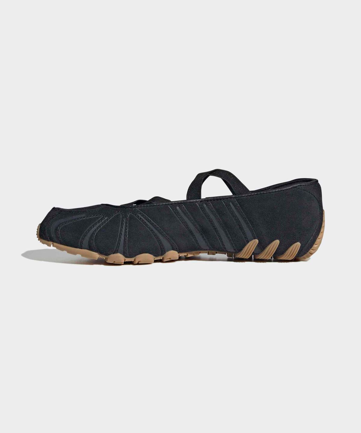 아디다스(ADIDAS) 고스트 스프린트 발레 - 블랙 / KI7740