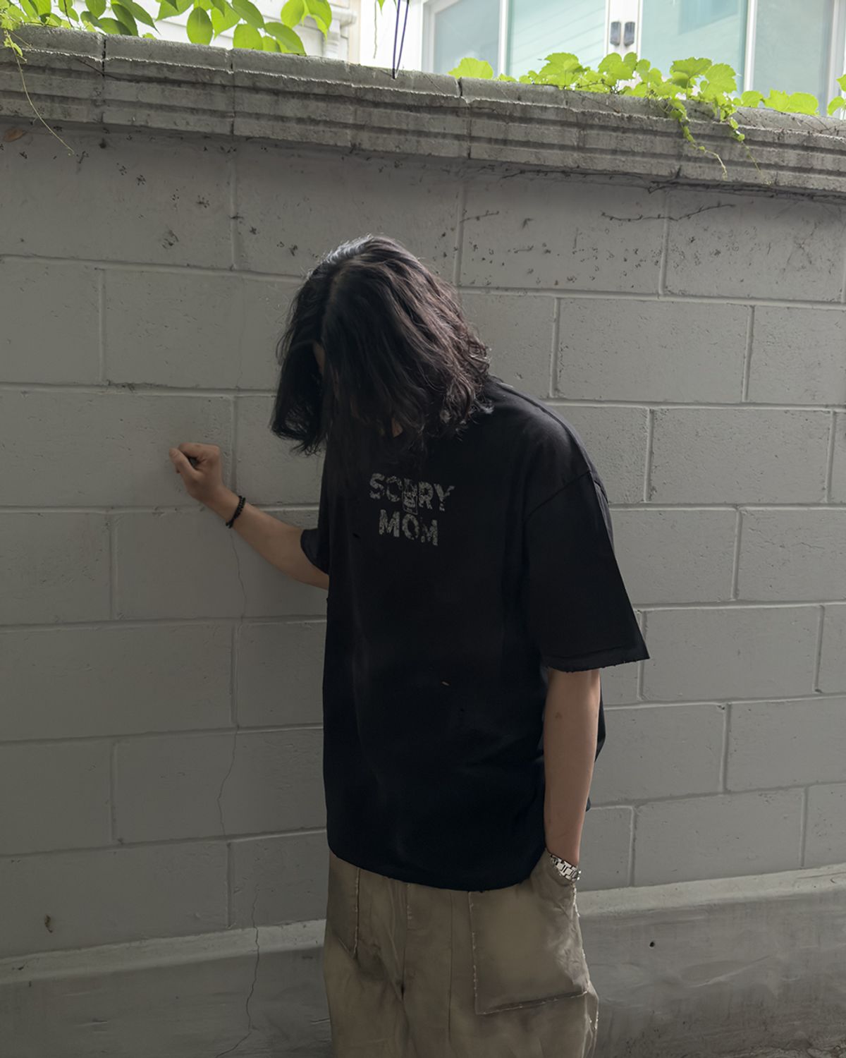 뭉(MWOONG) Sorry mom VTG tee BK