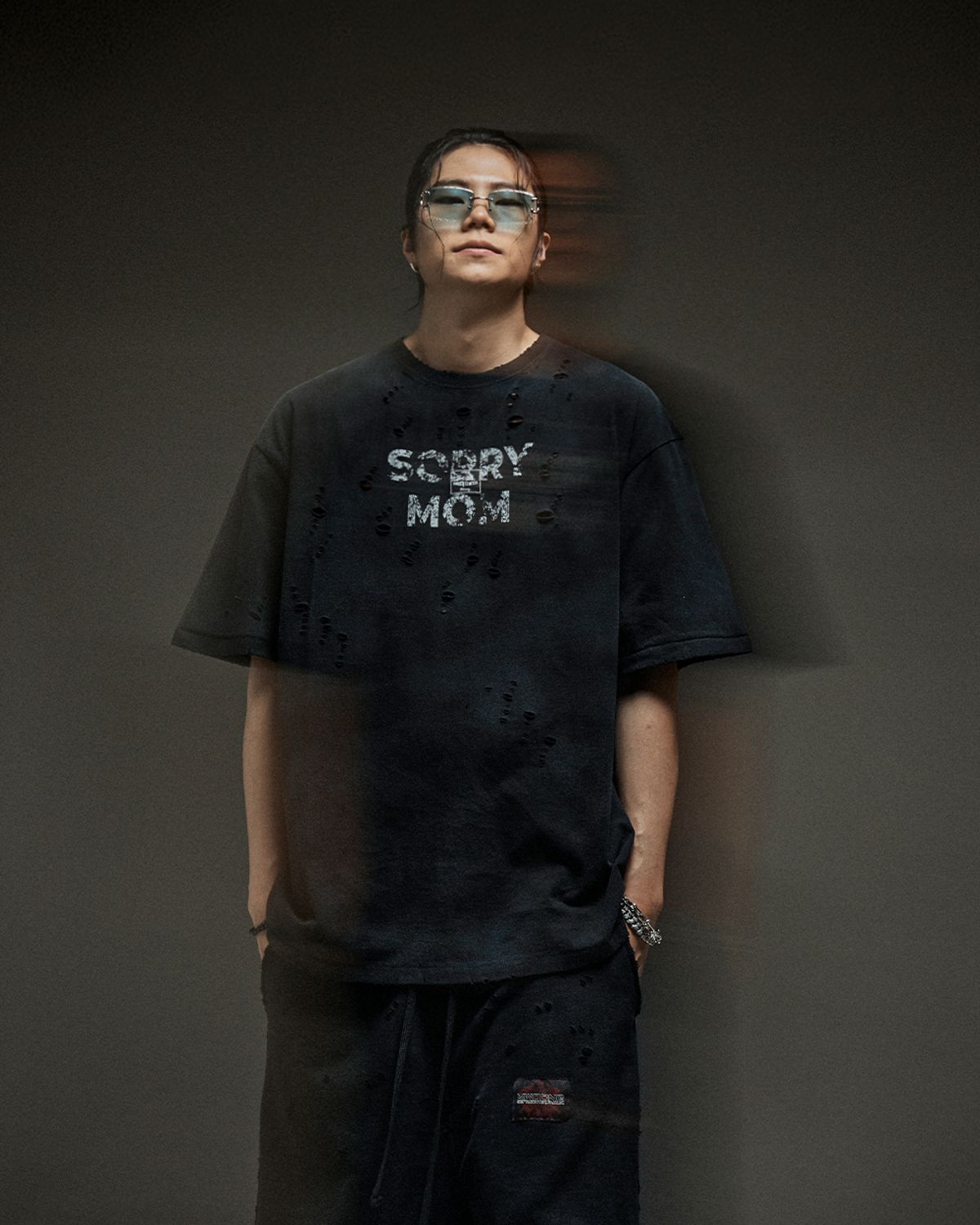뭉(MWOONG) Sorry mom VTG tee BK