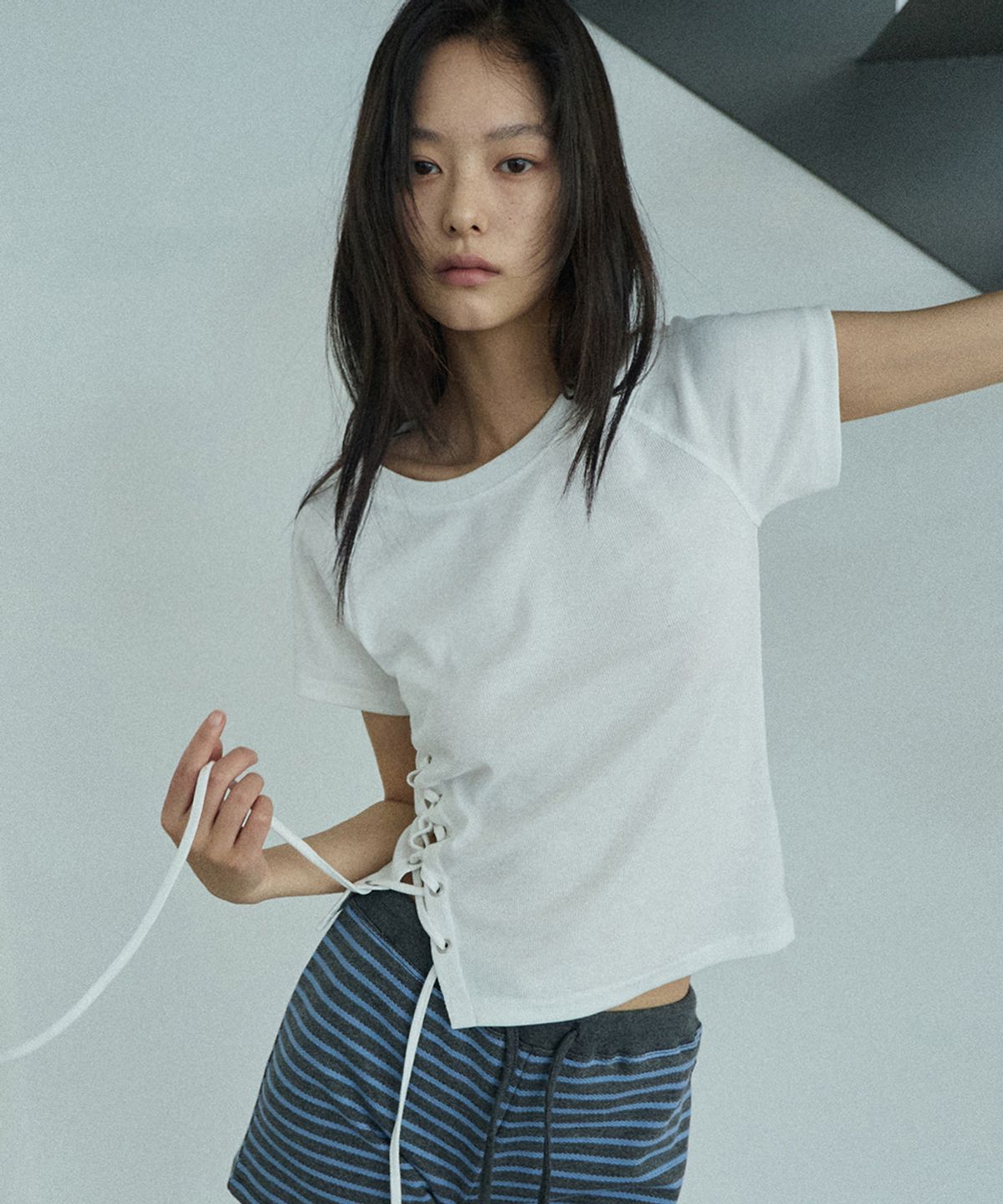 렌세(RENSE) Eyelet Slit Raglan Tee Ivory