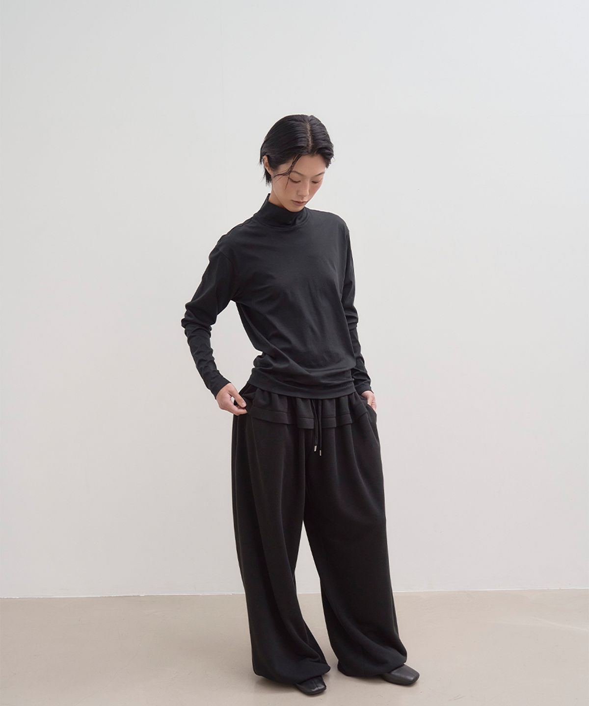 웨니오(VENIO) 레이어드 와이드 스웻 팬츠_2color