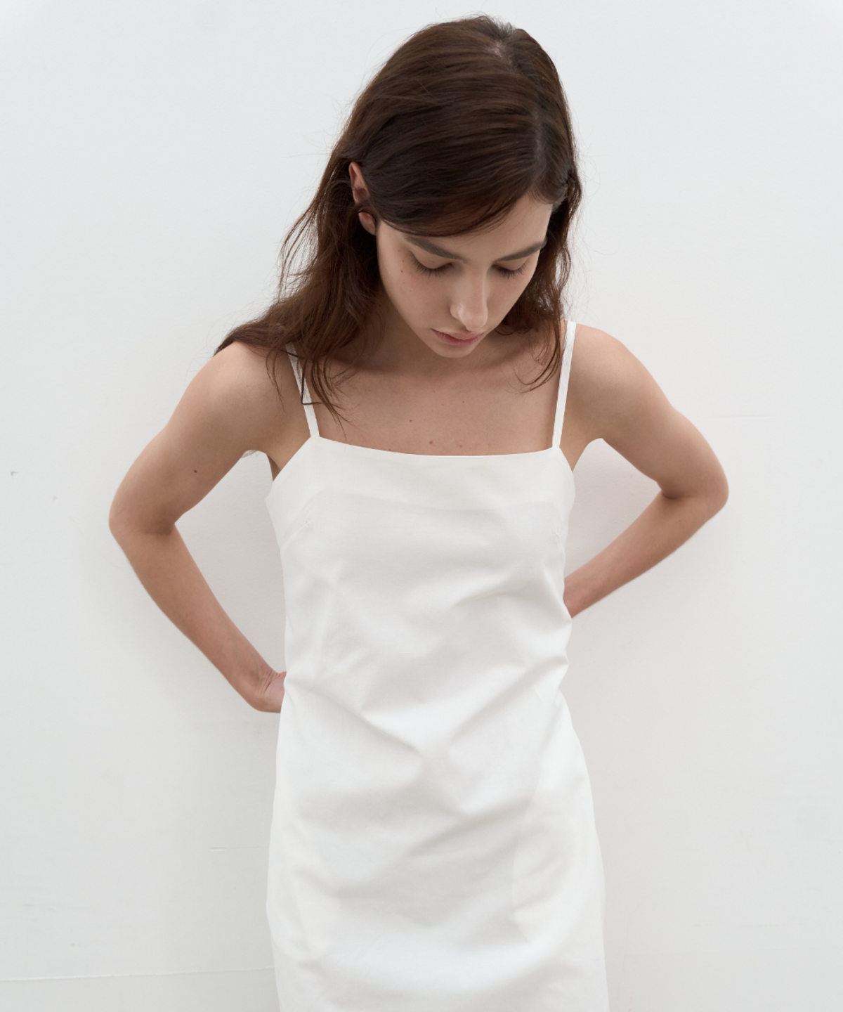 서란(SEORAN) Linen Blend Midi Dress_White