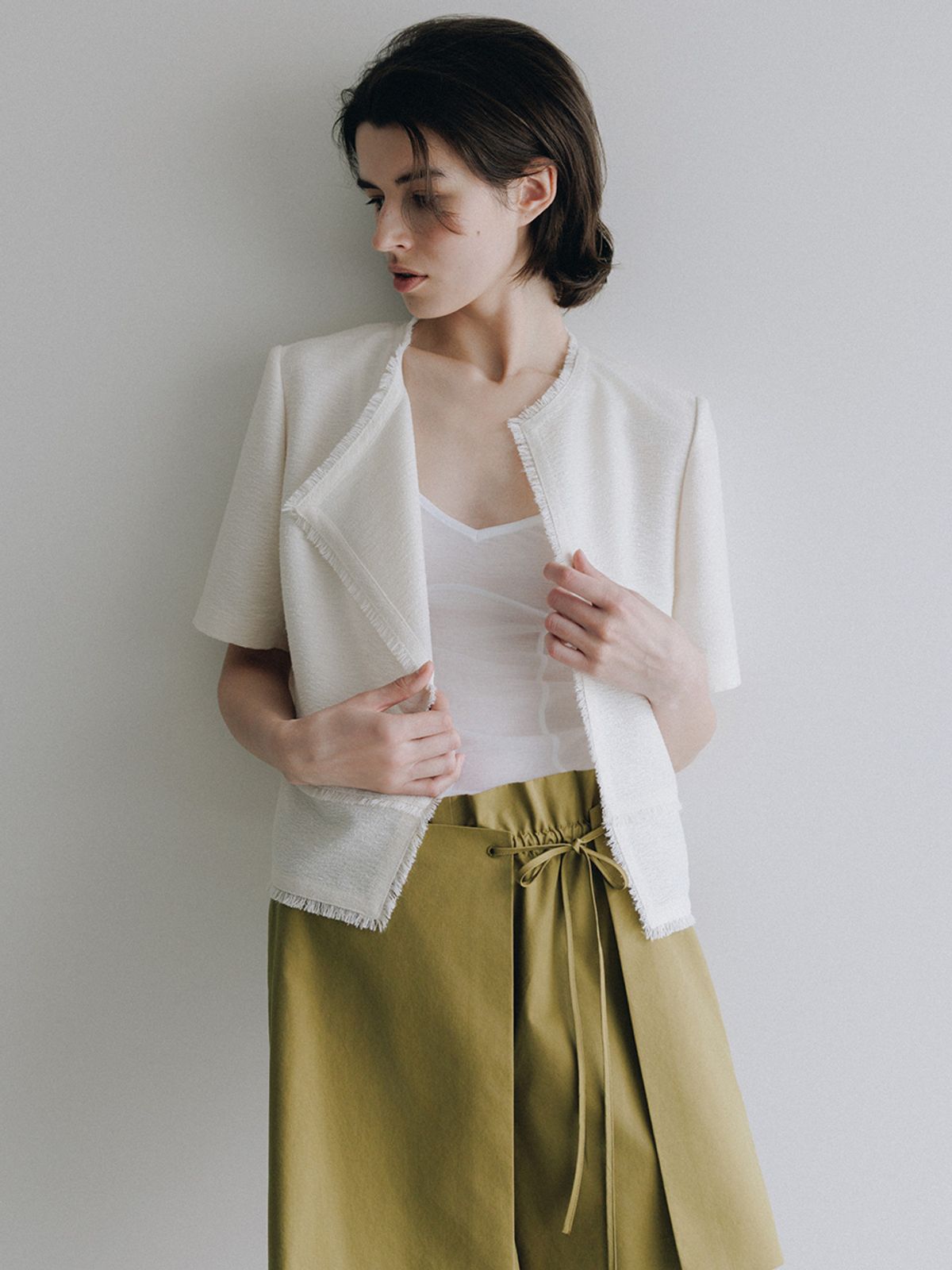 루에브르(LOEUVRE) Fringed Short Sleeve Tweed Jacket SW6MJ766-9A