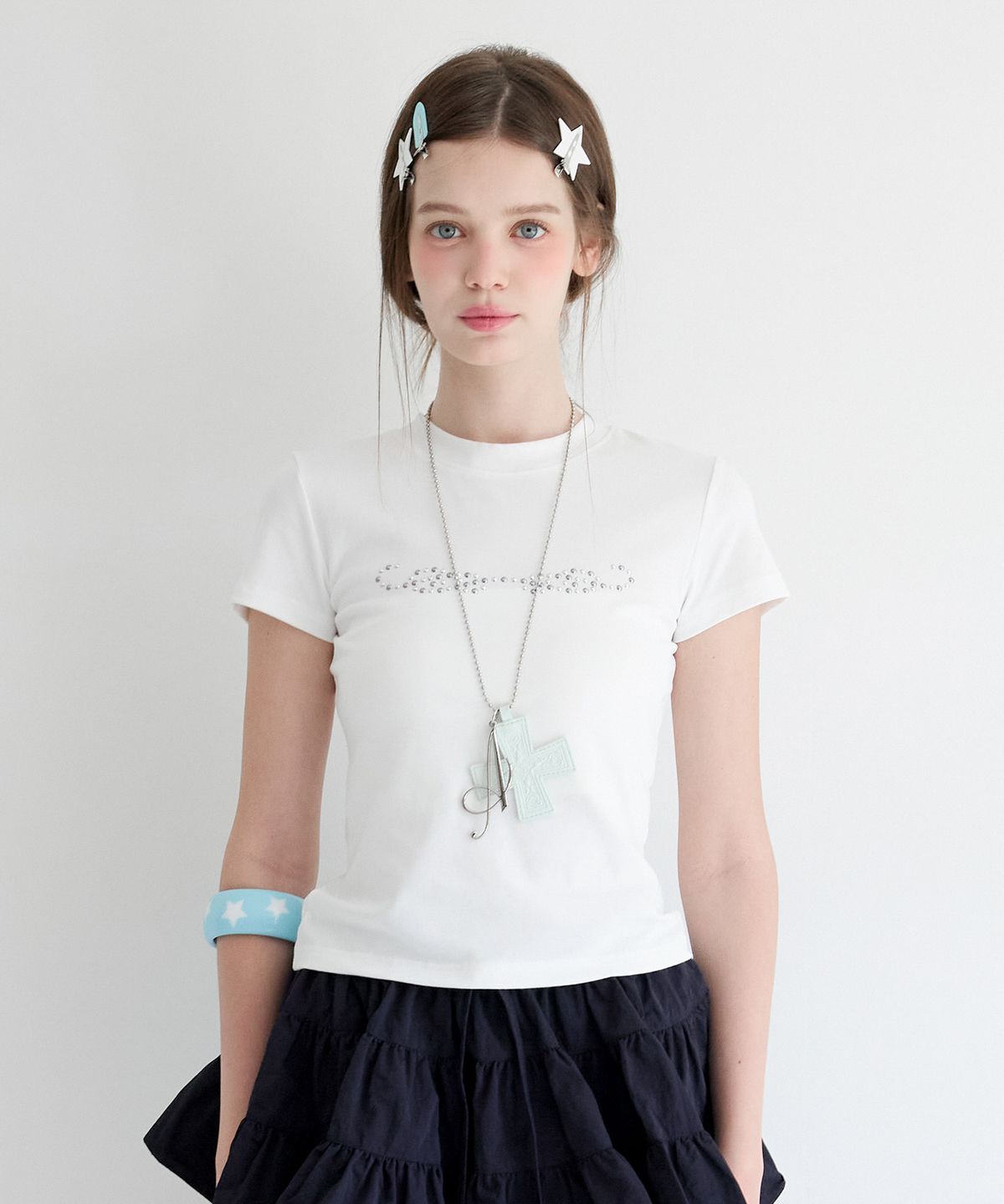 알키알카(ALKI ALKA) Wing Studded T-Shirt (Ivory)