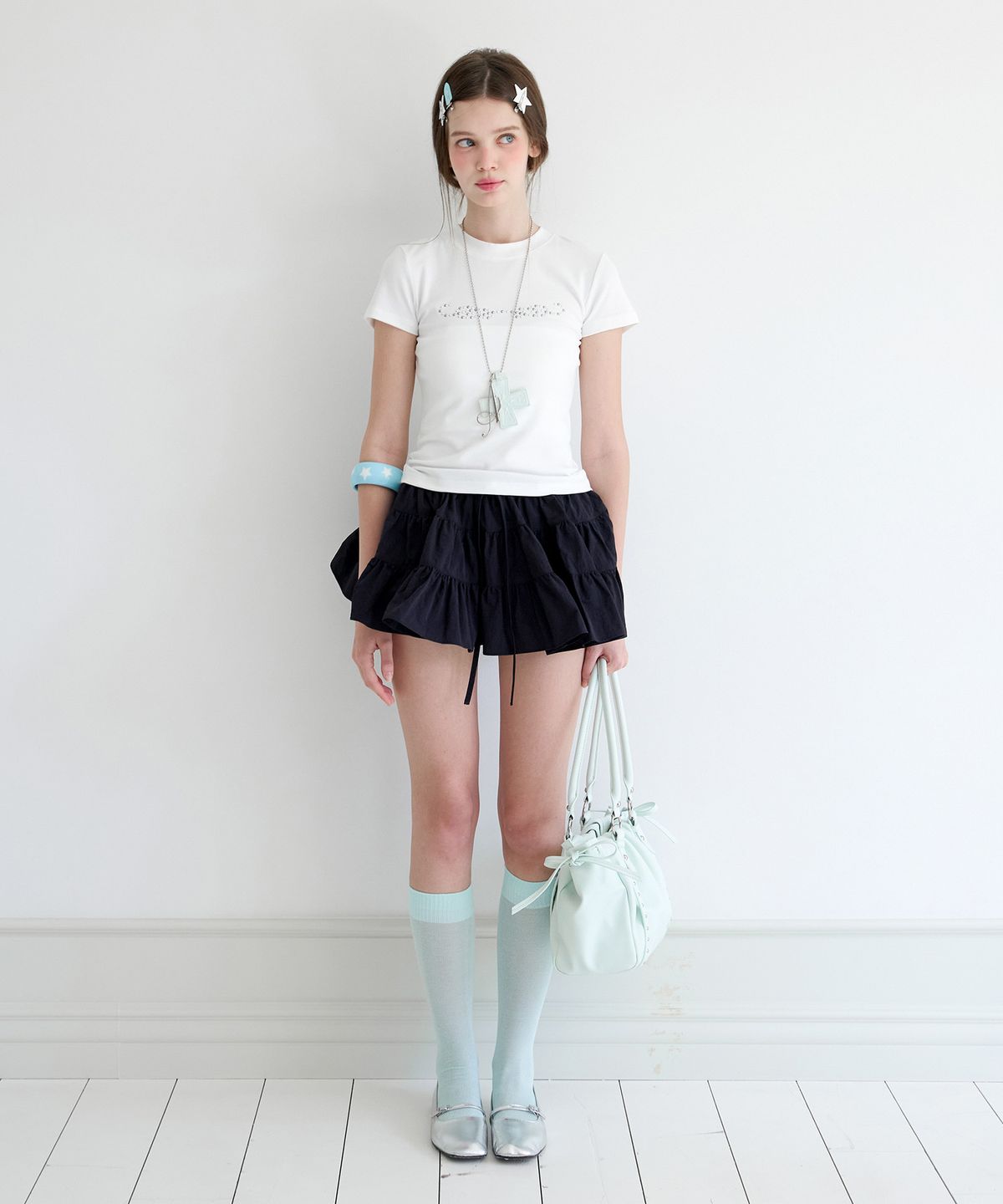 알키알카(ALKI ALKA) Wing Studded T-Shirt (Ivory)