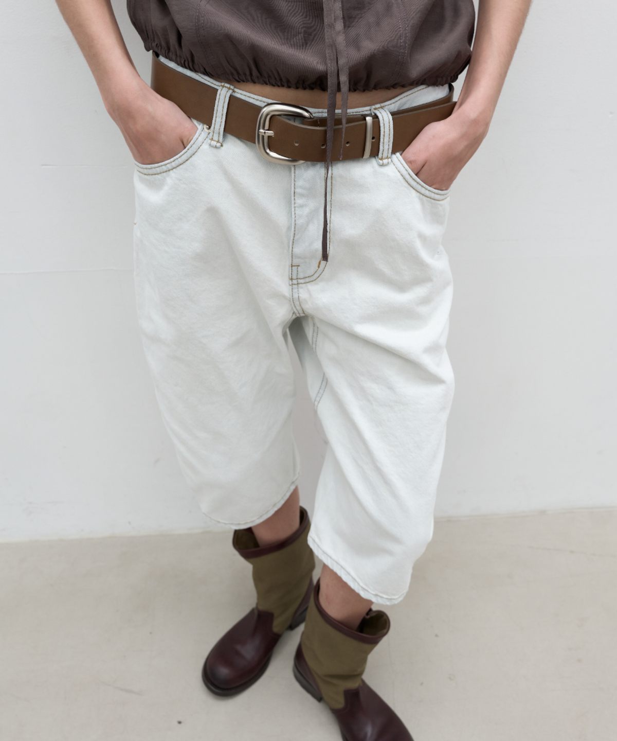 서란(SEORAN) Low Rise Wide Bermuda Pants_Indigo