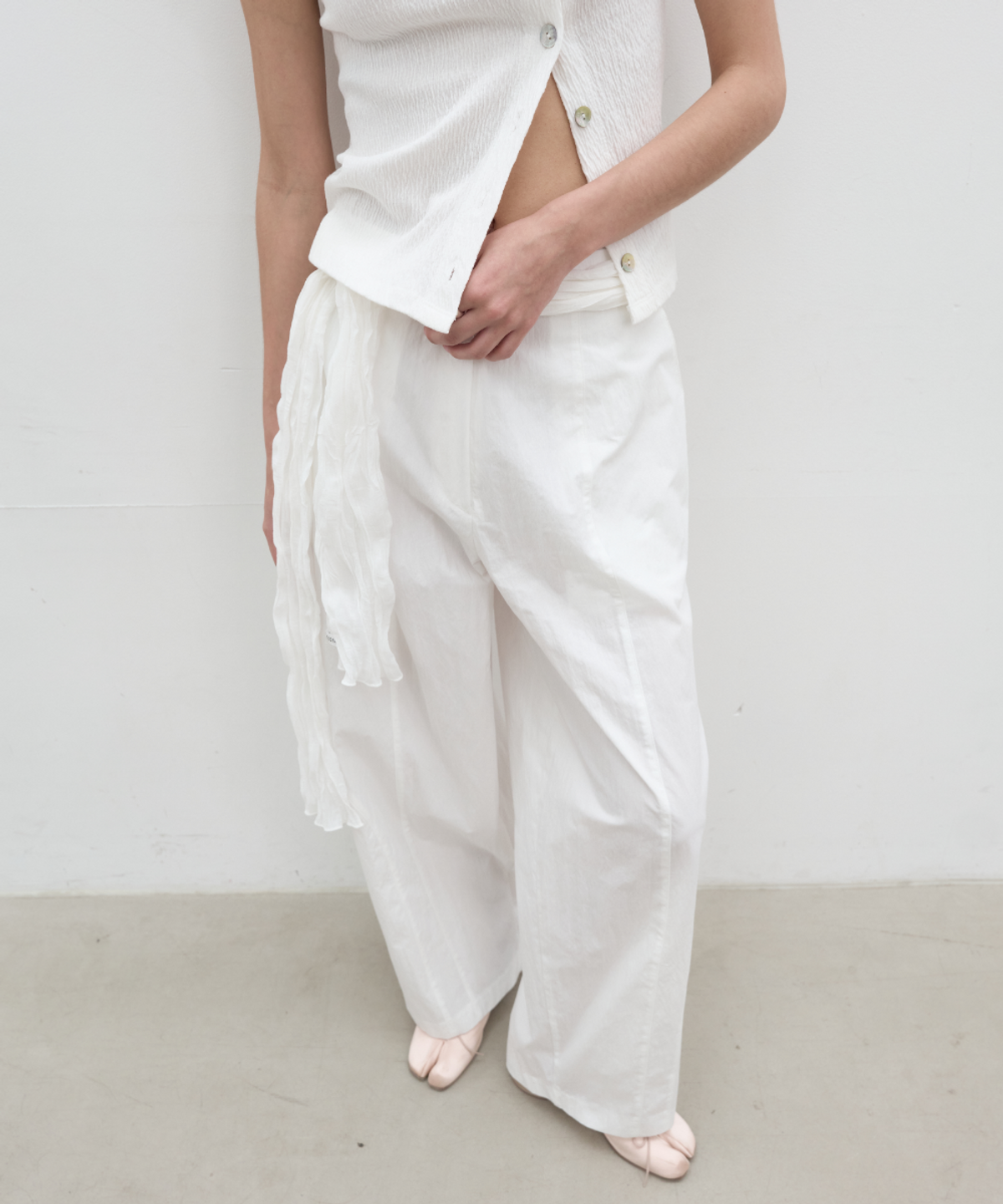 서란(SEORAN) Pocket Balloon Line Pants_White