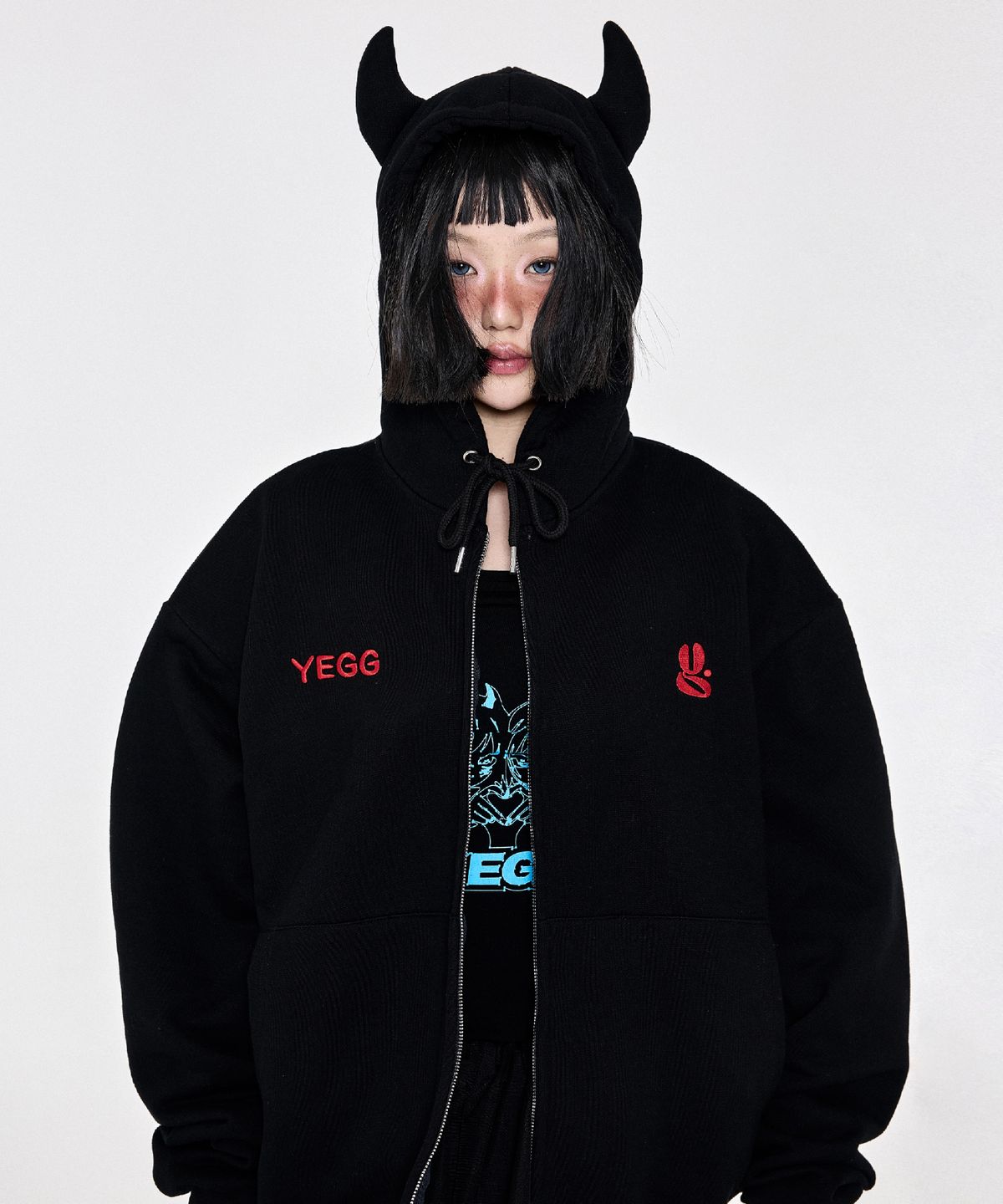 예그(YEGG) 데빌 후드 블랙