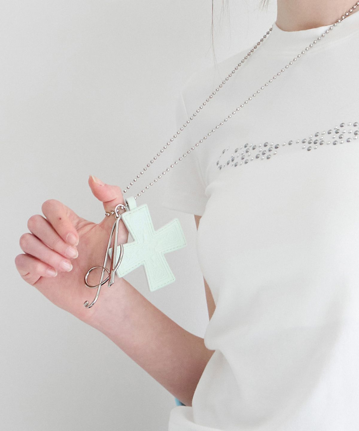 알키알카(ALKI ALKA) Cross Keychain Necklace (Mint)