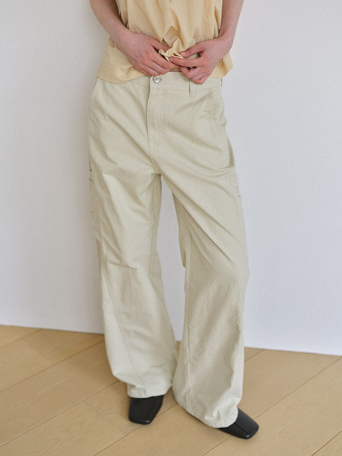 헌치(HUNCH) Wide-Leg Cargo Cotton Pants