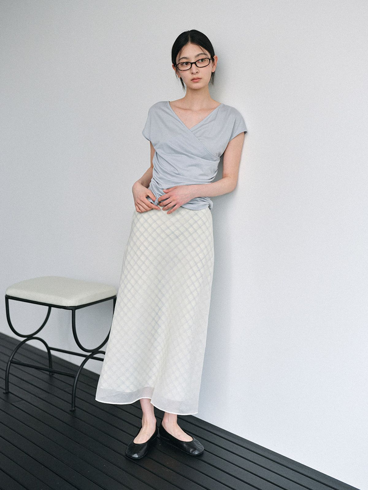 헌치(HUNCH) Wrap Draped V-Neck Top (2color)