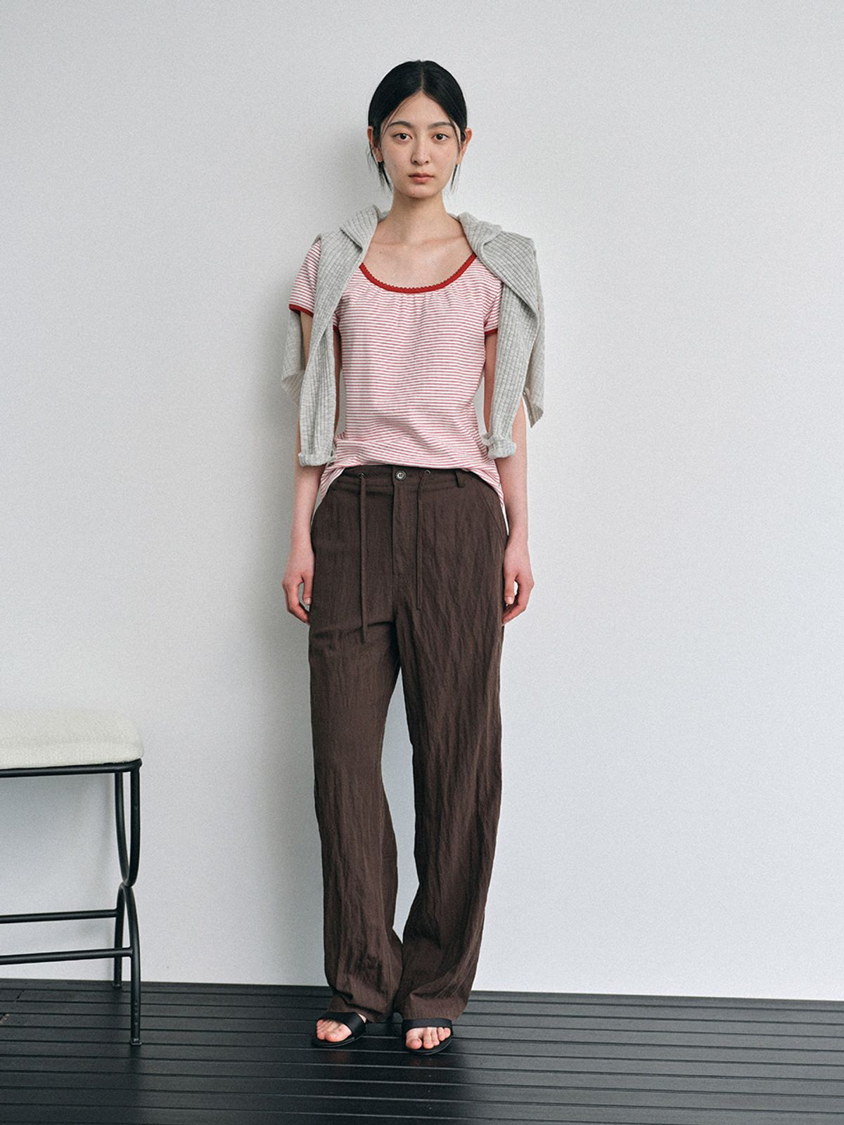 헌치(HUNCH) Shirred Neck Cotton T-Shirt (2color)