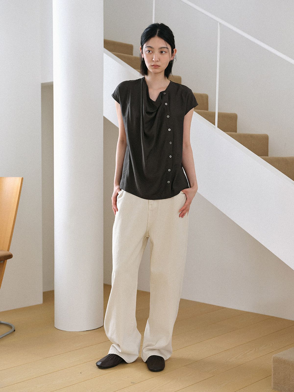 헌치(HUNCH) Soft Drape Cowl Shirt Blouse (2color)