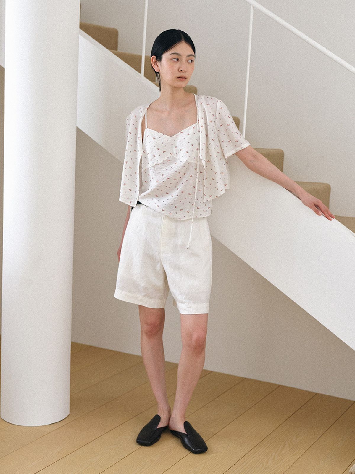 헌치(HUNCH) Flower Patterned Top Set