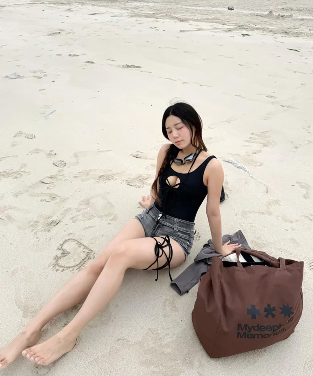 마이딥블루메모리즈(MY DEEP BLUE MEMORIES) MM LOGO ECO BAG_Brown