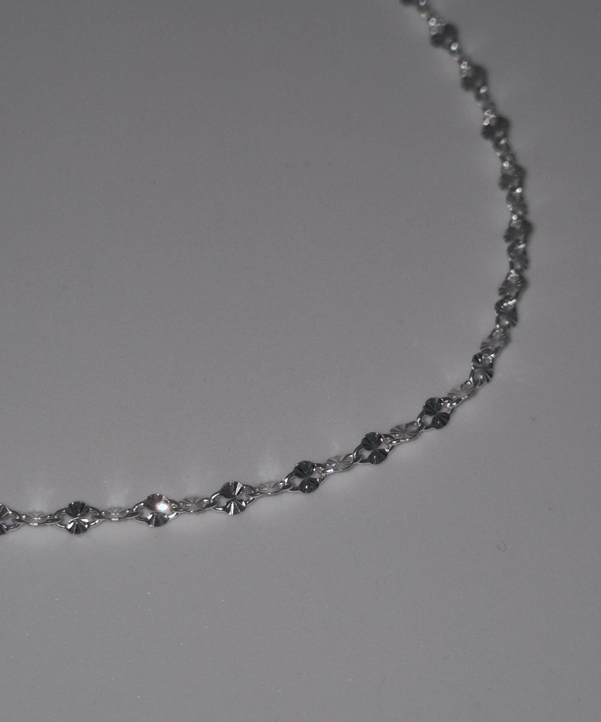 포에트리하우스(POETRYHAUS) PETAL CHAIN LAYERED NECKLACE