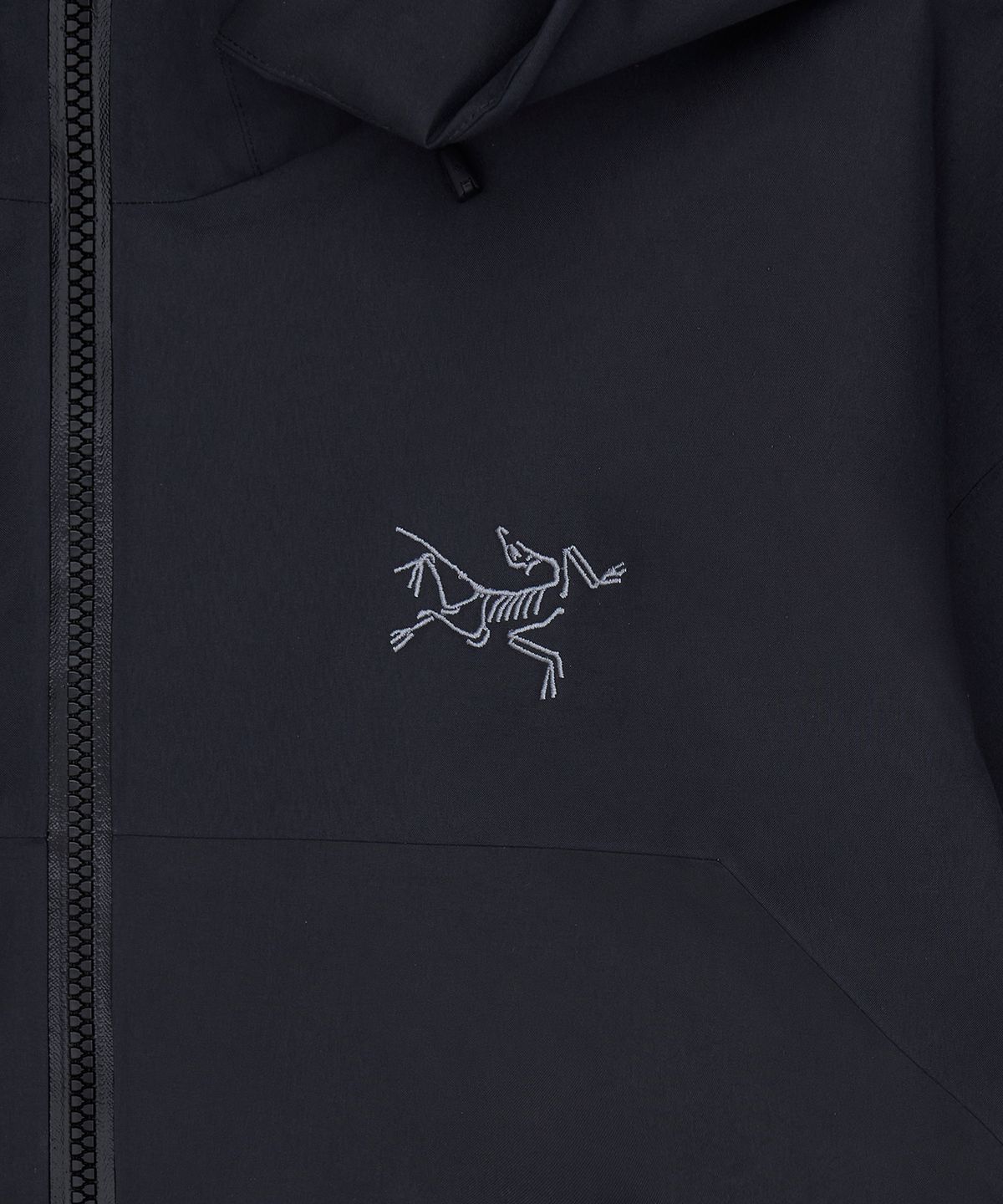 아크테릭스(ARCTERYX) 베타 AR 자켓 남성 - BLACK / AJQSM09906