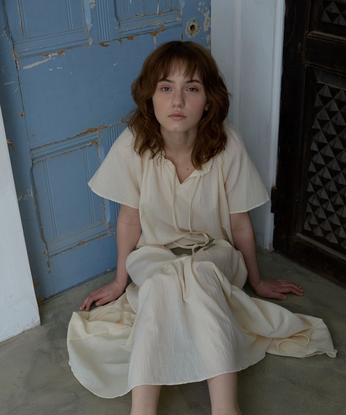 위오이(WIOE) Rebecca Ribbon Tie Blouse_Cream