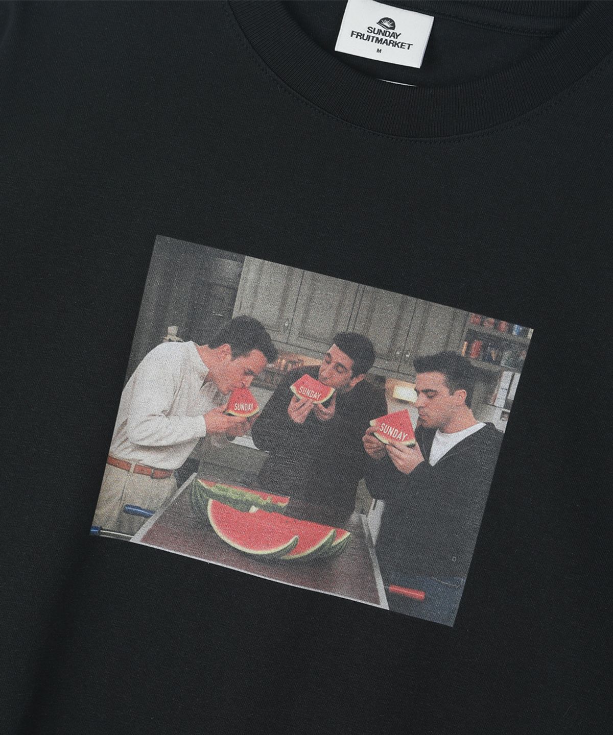 선데이후르츠마켓(SUNDAY FRUIT MARKET) SUNDAY FRIENDS TEE BLACK