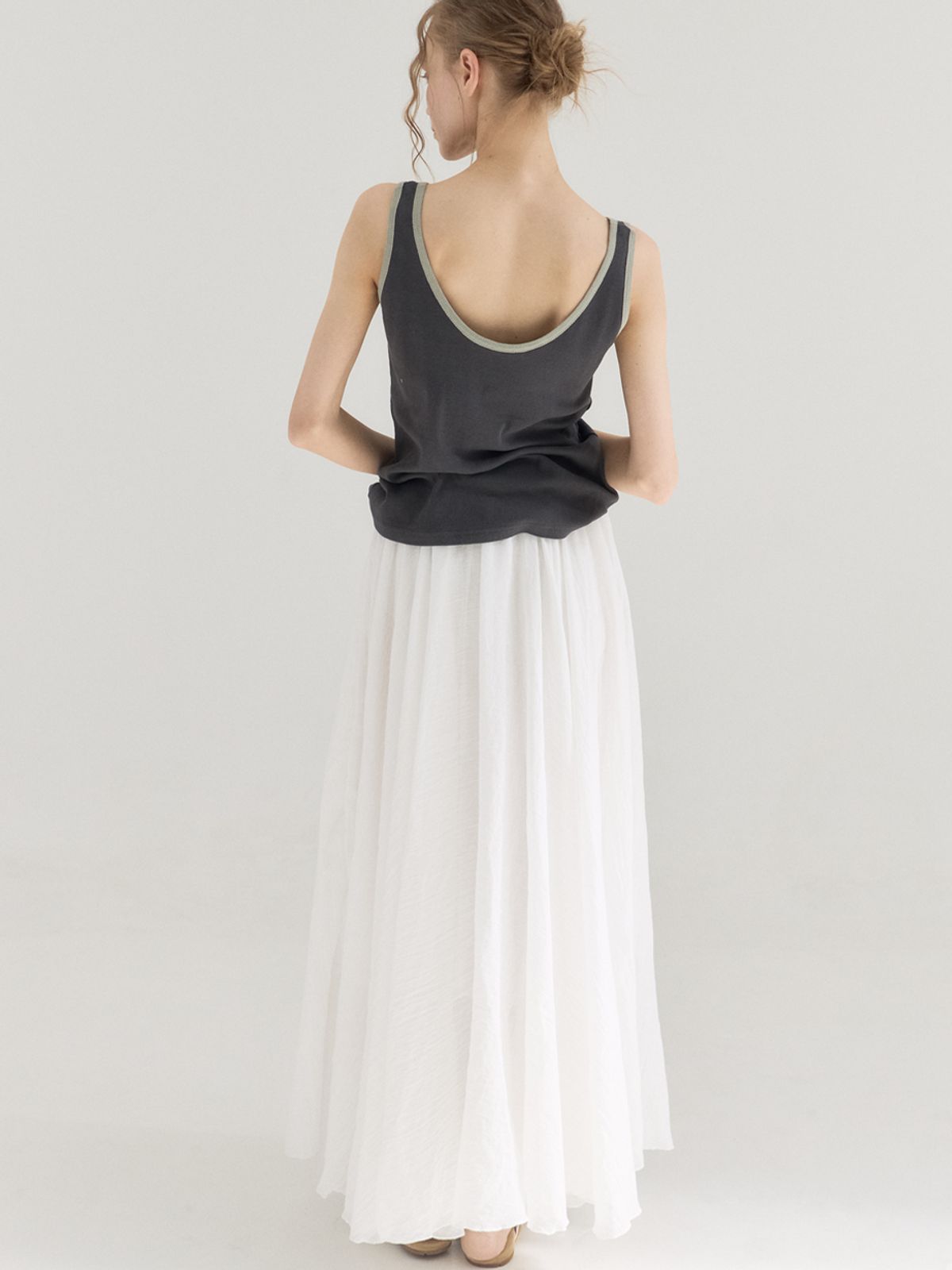 쏘리, 투 머치 러브(SORRY, TOO MUCH LOVE) Lightweight Crinkled Full Flair Skirt_White
