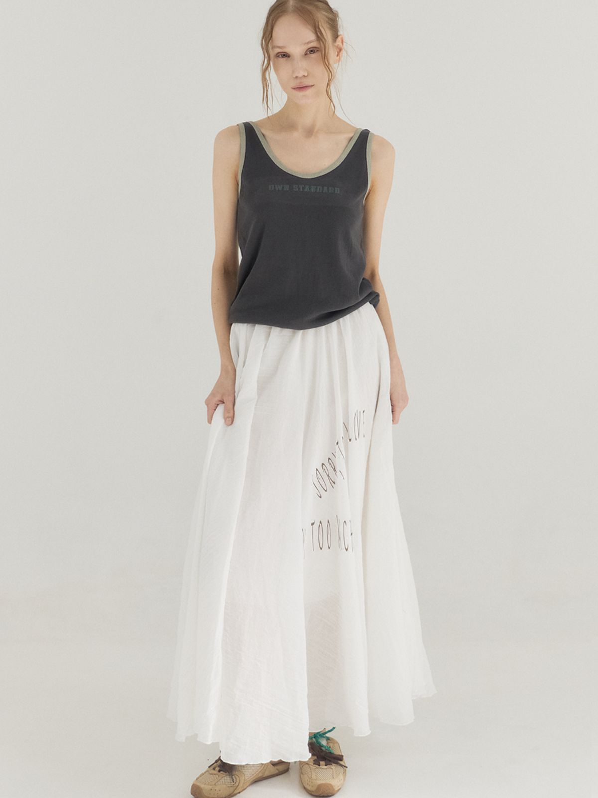 쏘리, 투 머치 러브(SORRY, TOO MUCH LOVE) Lightweight Crinkled Full Flair Skirt_White