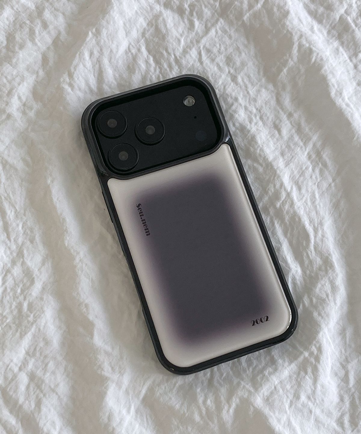 세컨드유니크네임(SECOND UNIQUE NAME) SUN CASE GRAPHIC MIST DEEP GRAY