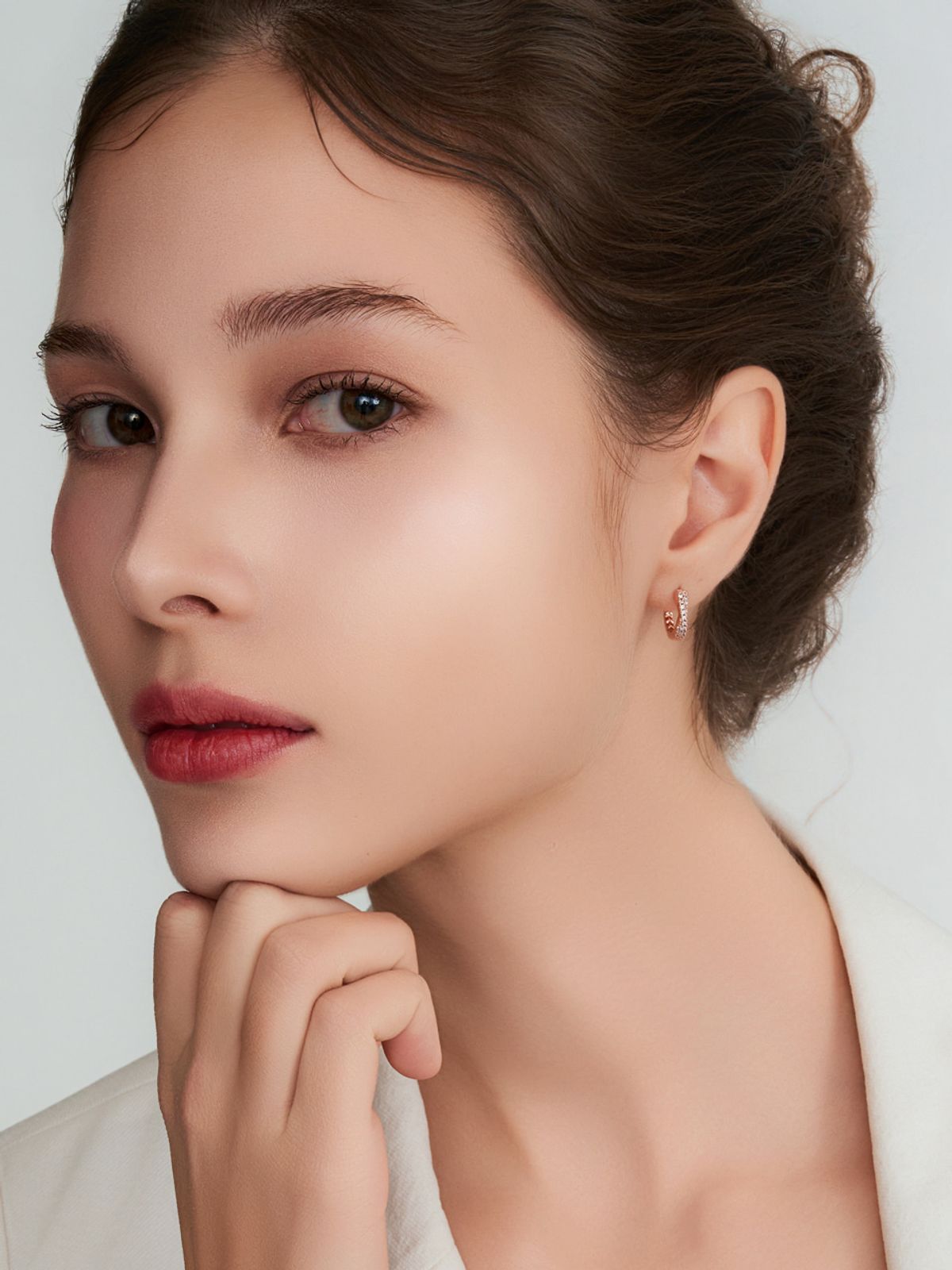 가이거주얼리(GEIGERJEWELRY) 18K GF 슬림 큐빅 엑스링 원터치 링 귀걸이 GI8KPEE102