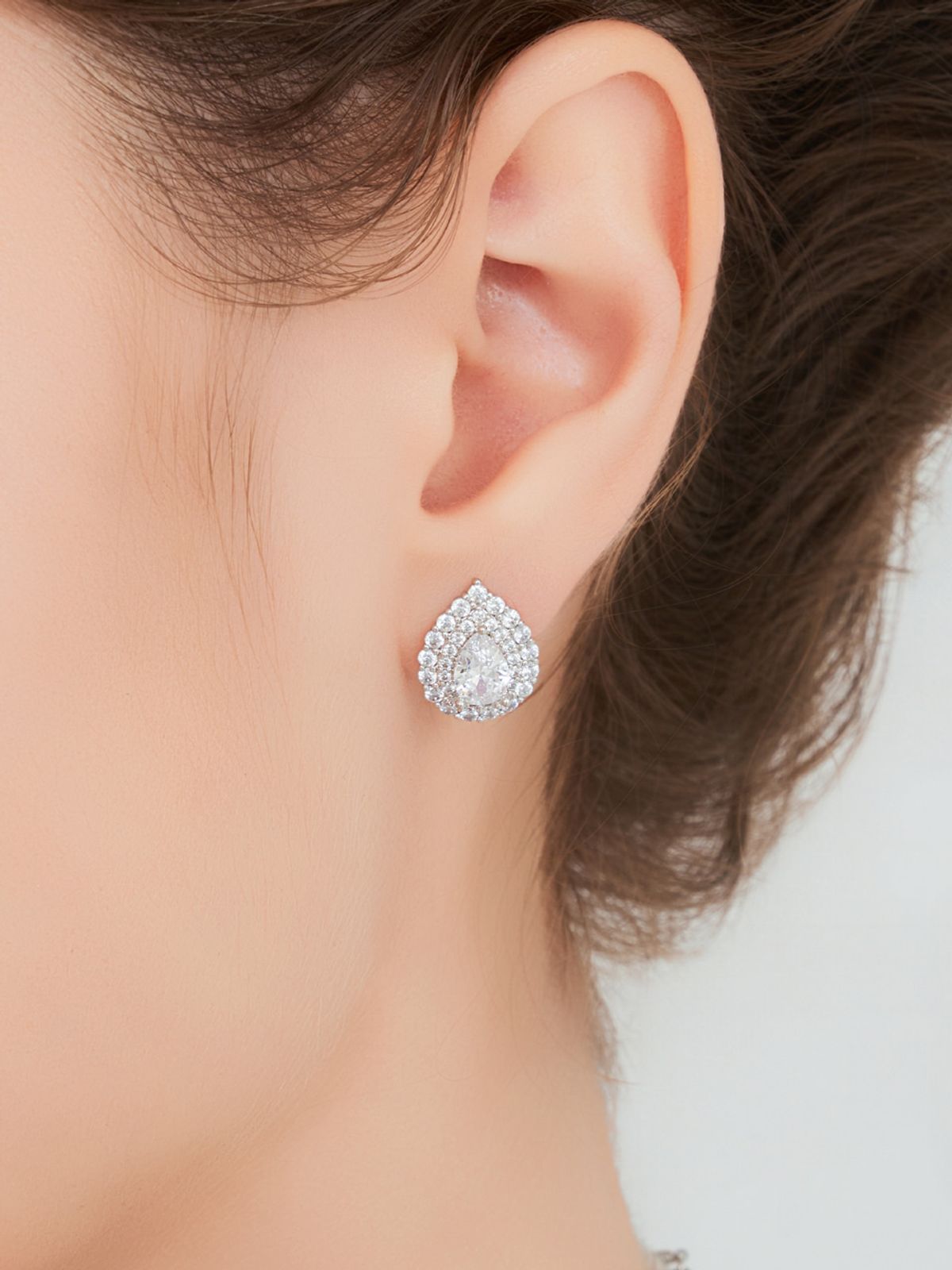 가이거주얼리(GEIGERJEWELRY) 18K GF 엘리제 도브 귀걸이 GI8KPEE086