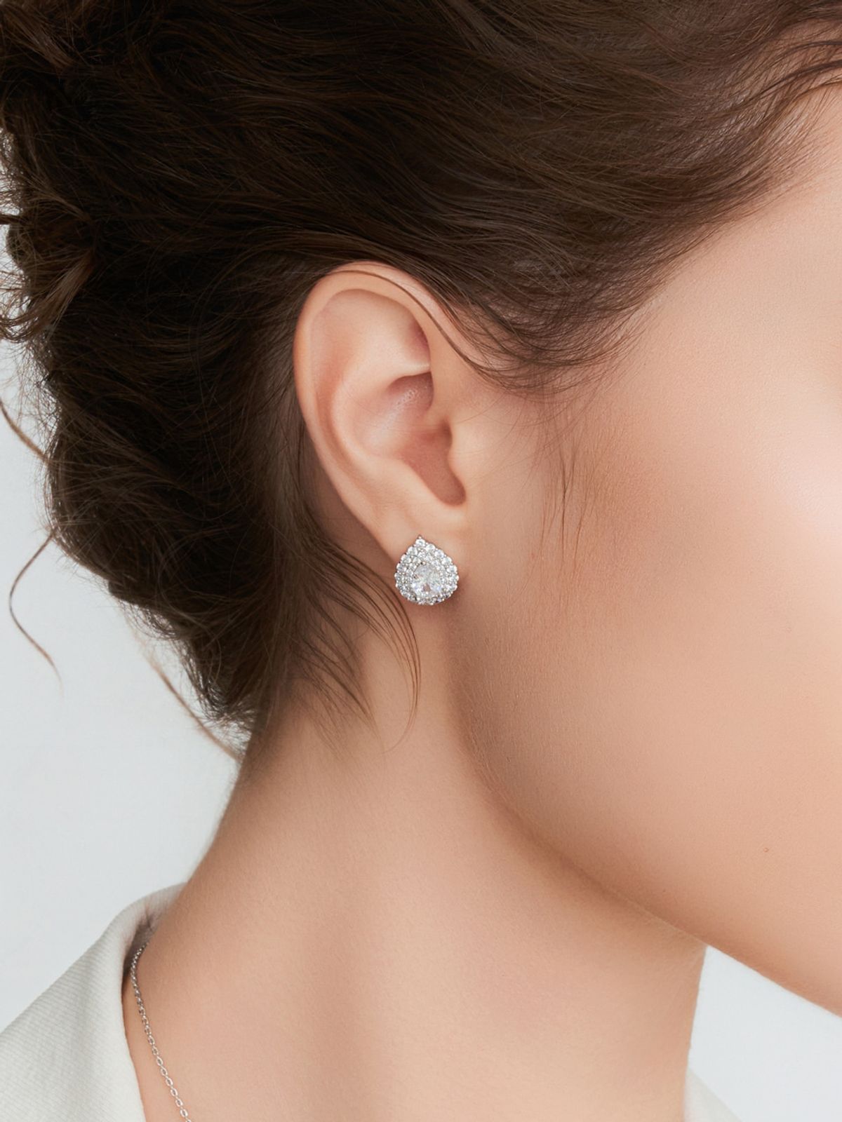 가이거주얼리(GEIGERJEWELRY) 18K GF 엘리제 도브 귀걸이 GI8KPEE086
