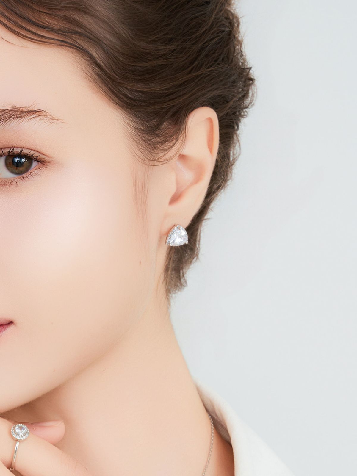 가이거주얼리(GEIGERJEWELRY) 18K GF 트릴리온 루체 귀걸이 GI8KPEE084