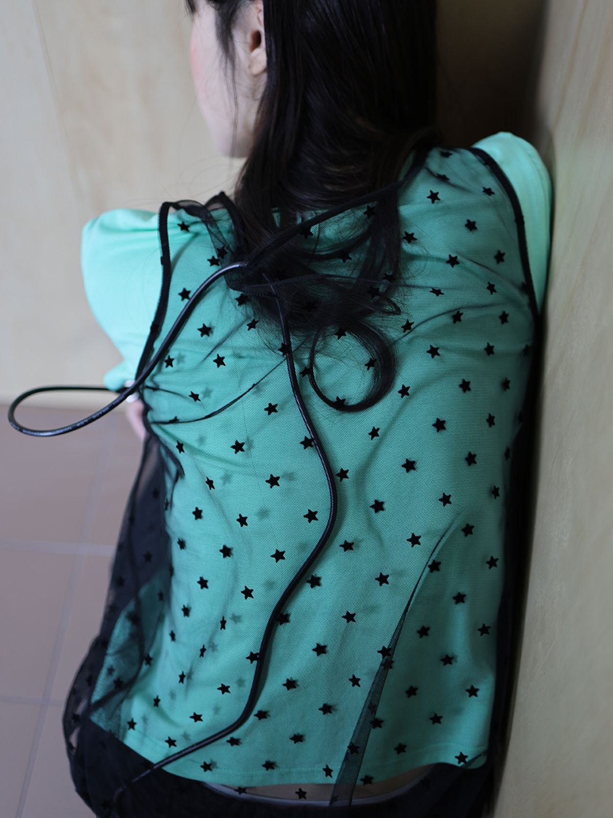 무음(MUWM) 메쉬 스타 탑 Mesh Star Top (2 Colors)