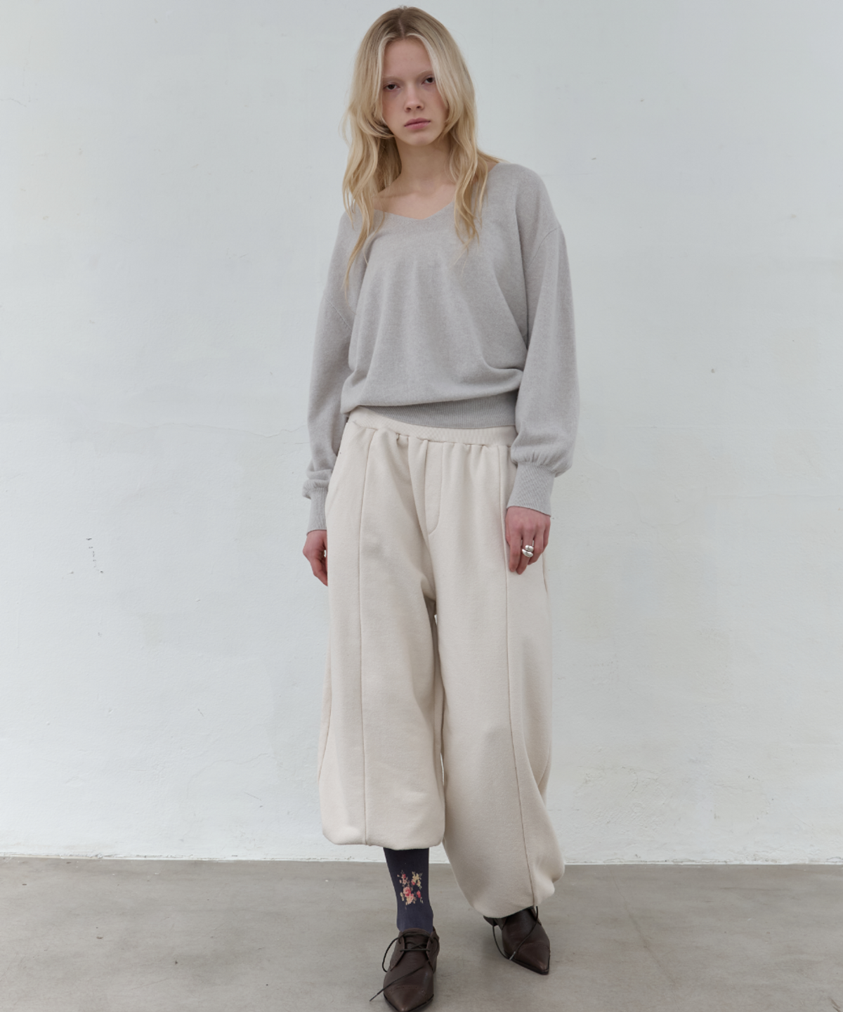 서란(SEORAN) Boucle Jogger Pants_Beige