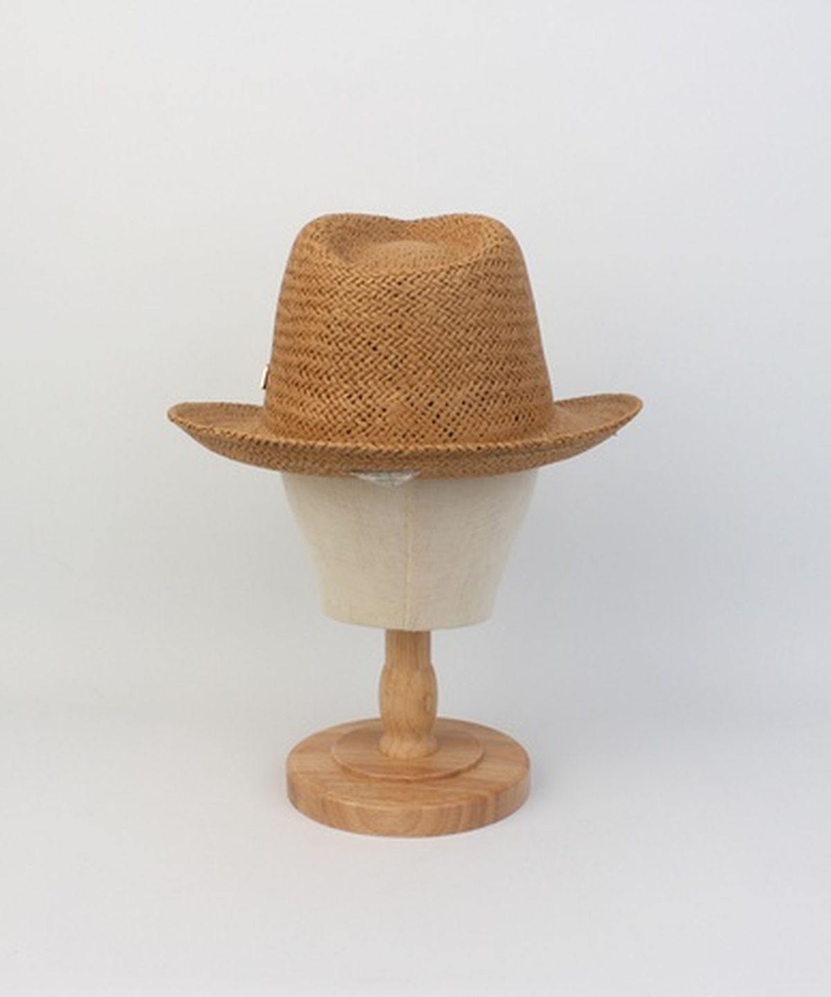 유니버셜 케미스트리(UNIVERSAL CHEMISTRY) BU Summer Brown Simple Long Fedora 여름페도라