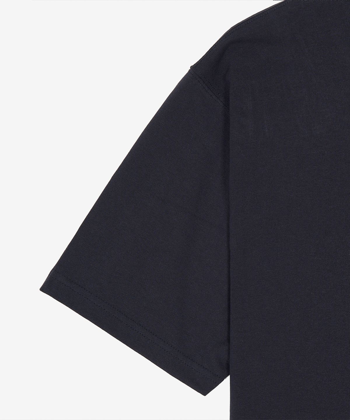 뉴발란스(NEW BALANCE) NBNEG32823 / UNI 에센셜 클래식 레터링 반팔티 (D/NAVY)
