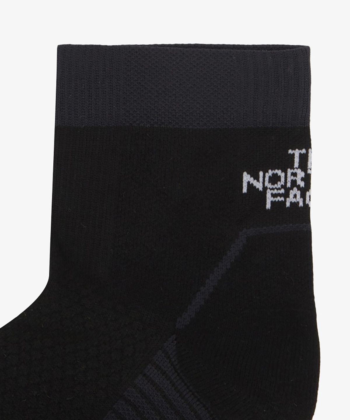 노스페이스(THE NORTH FACE) NY4MS31A 트레일런 쿼터 삭스 BLACK